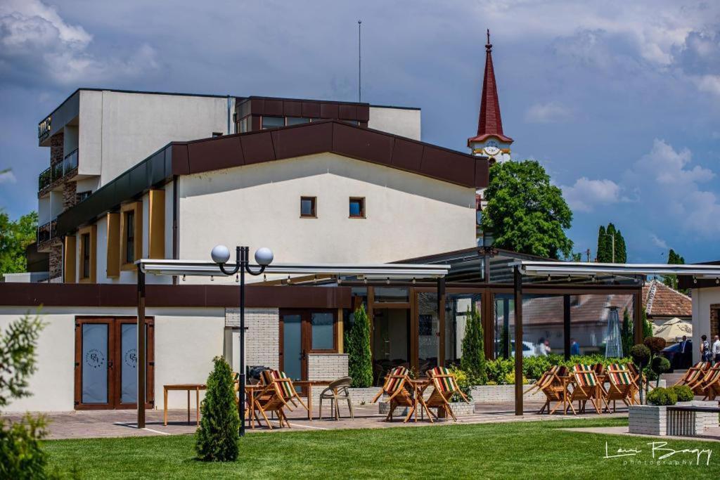 Hotel River Ludus Exterior photo
